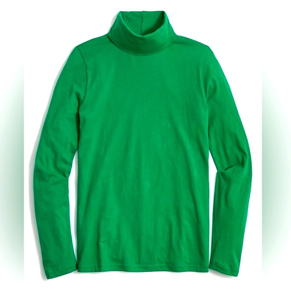 J. Crew Tops - J. Crew tissue turtleneck 💚🐢
